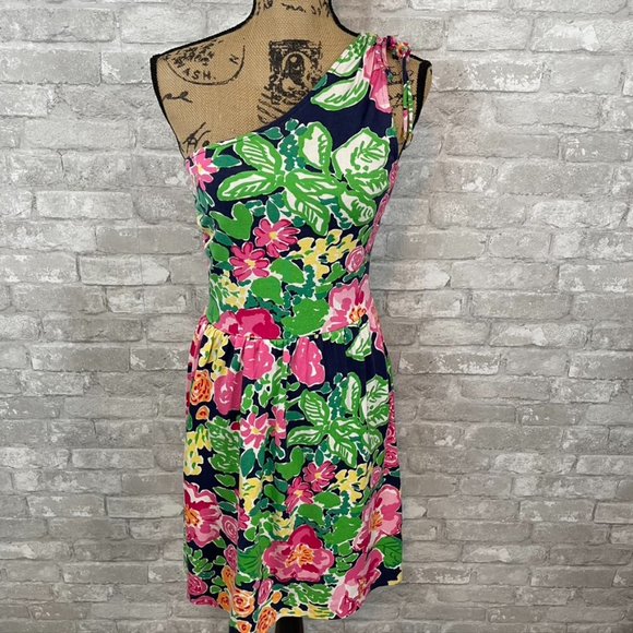 Lilly Pulitzer Dresses & Skirts - LILLY PULTIZER One Shoulder Tropical Dress